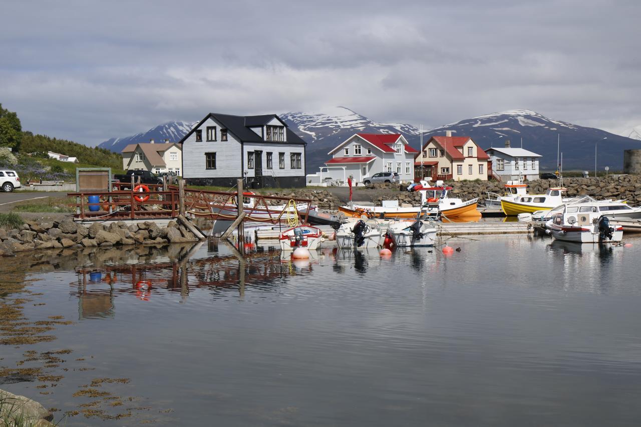 The Viking Country Club Guest House Hjalteyri Exterior photo